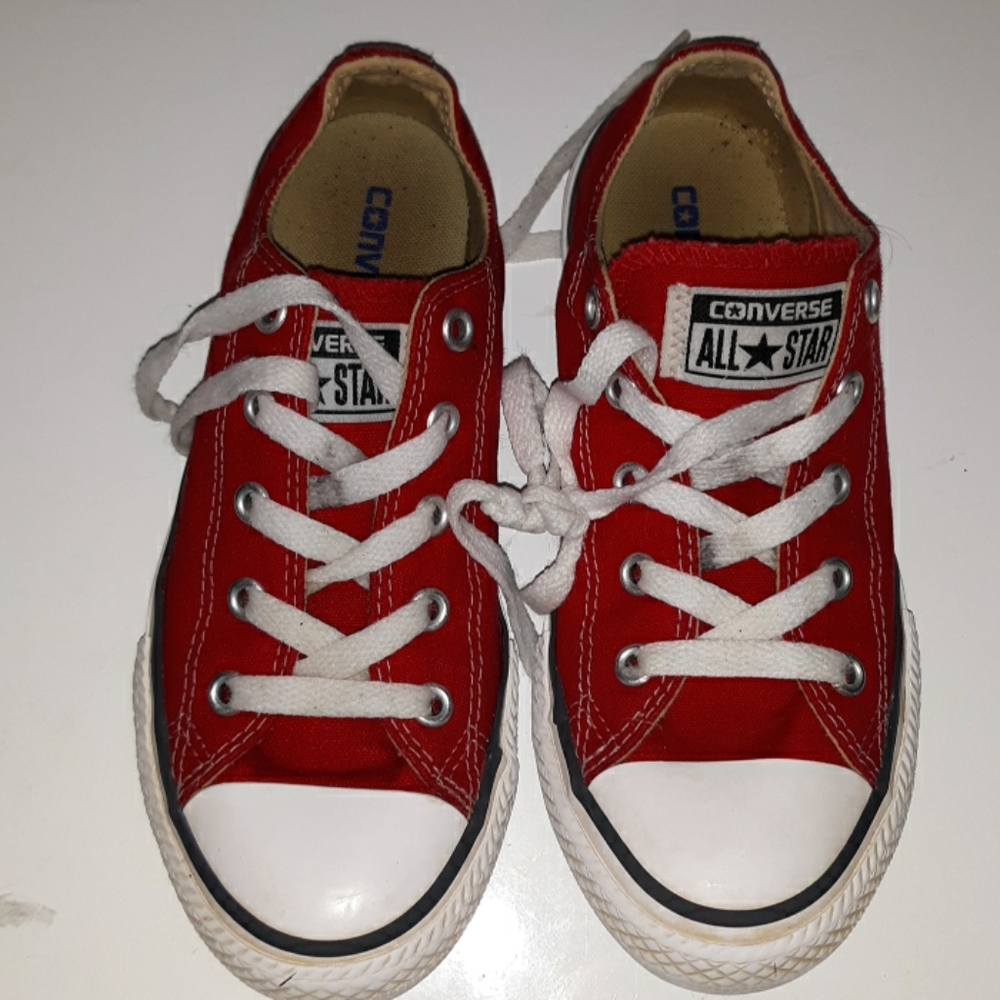 Red converse